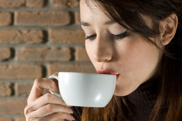 Cơ thể phản ứng gì với cà phê bạn uống mỗi ngày?