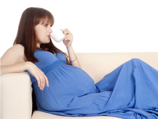 Thai phụ uống cà phê thì có sao không?