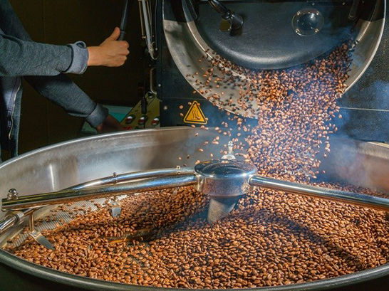 Có nên chọn dịch vụ rang gia công cà phê giá rẻ?